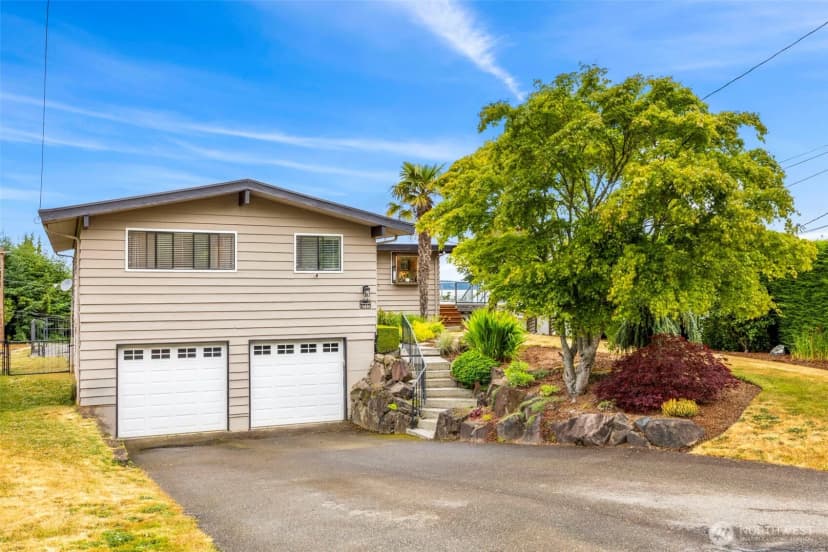 Property photo for 8717 182nd Place Sw, Edmonds photo 6
