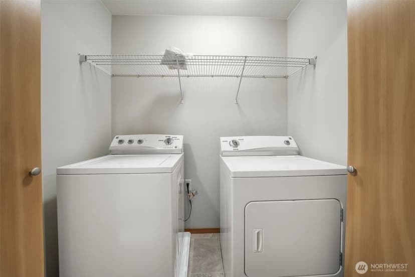 Property photo for 4817 S 251st Court, Kent photo 11