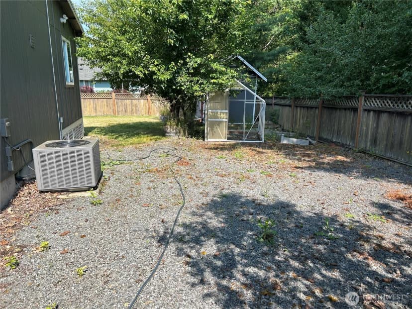 Property photo for 120 Antonie Avenue N, Eatonville photo 23