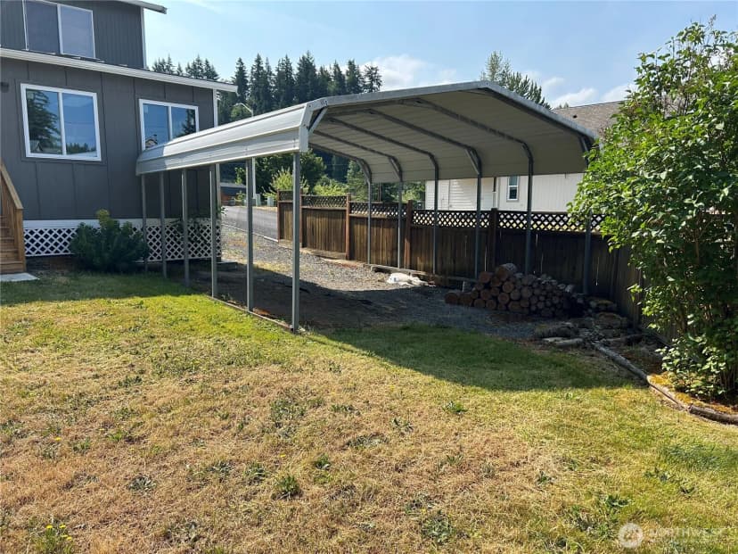 Property photo for 120 Antonie Avenue N, Eatonville photo 20