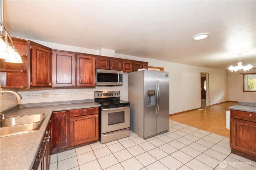 Property photo for 3709 Trenton Ave Ne, Bremerton photo 11