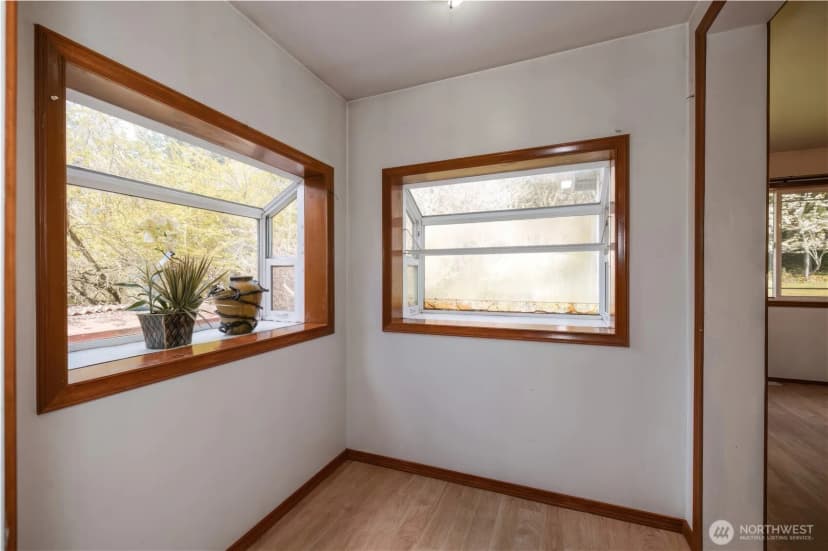 Property photo for 3709 Trenton Ave Ne, Bremerton photo 14