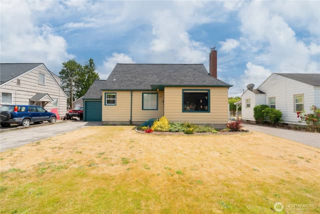 Property photo for 1028 20th Ave, Longview