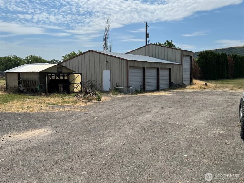 Property photo for 16638 E Highway 124, Waitsburg photo 15