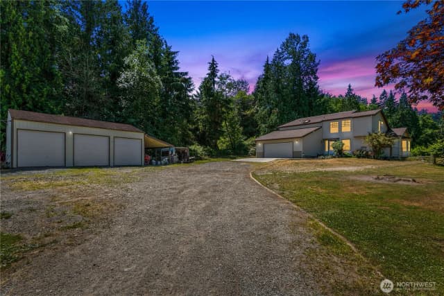 Property photo for 19220 32nd Avenue Nw, Stanwood photo 3