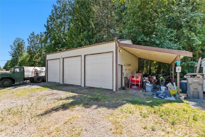Property photo for 19220 32nd Avenue Nw, Stanwood photo 35
