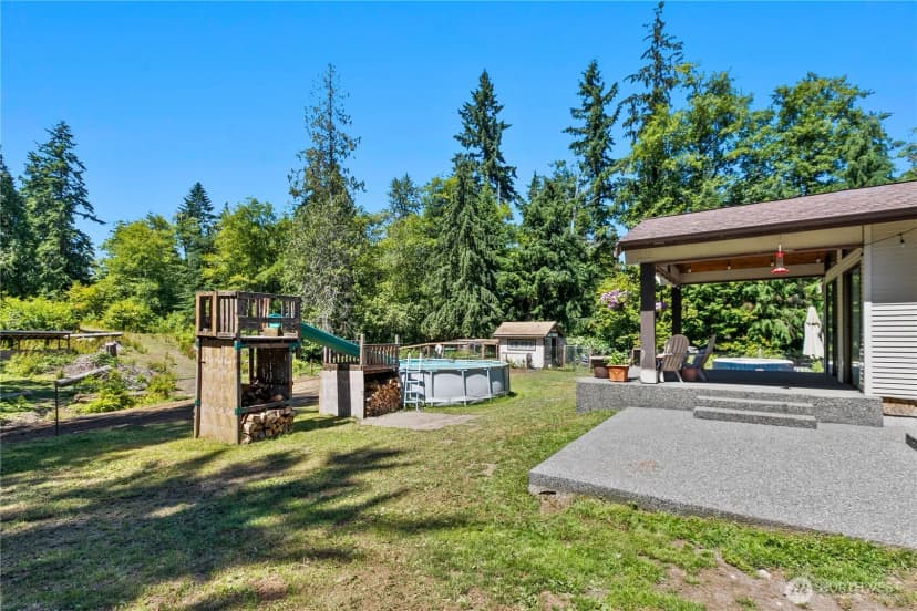 Property photo for 19220 32nd Avenue Nw, Stanwood photo 28