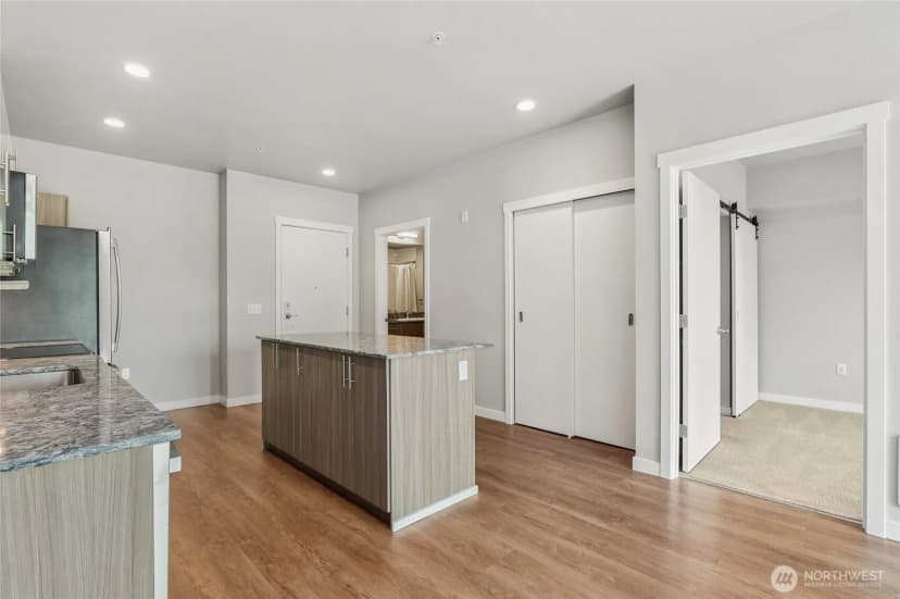 Property photo for 1085 103rd Avenue Ne #217, Bellevue photo 10
