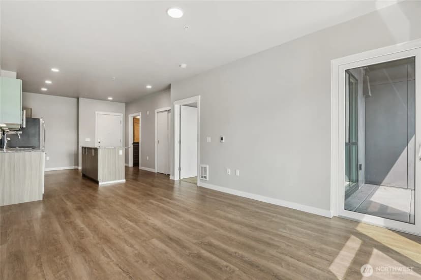 Property photo for 1085 103rd Avenue Ne #217, Bellevue photo 14