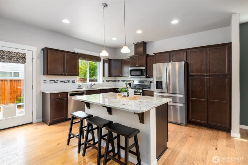 Property photo for 3885 Summersun St., Mount Vernon photo 6