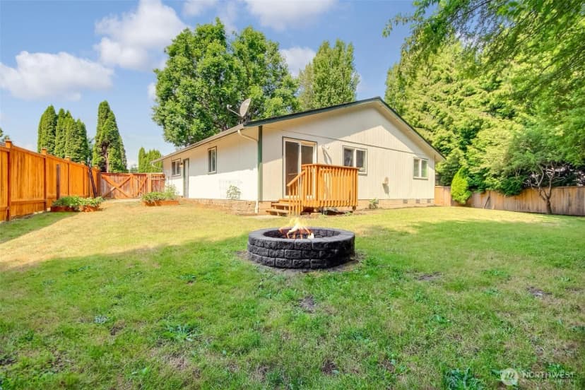 Property photo for 524 Brown Street Se, Orting photo 24