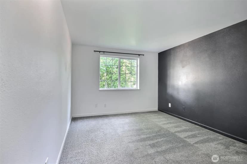 Property photo for 524 Brown Street Se, Orting photo 16