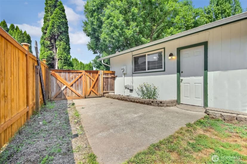 Property photo for 524 Brown Street Se, Orting photo 22