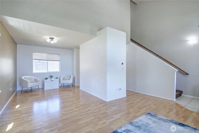 Property photo for 1044 Nw 14th Way, Oak Harbor photo 5