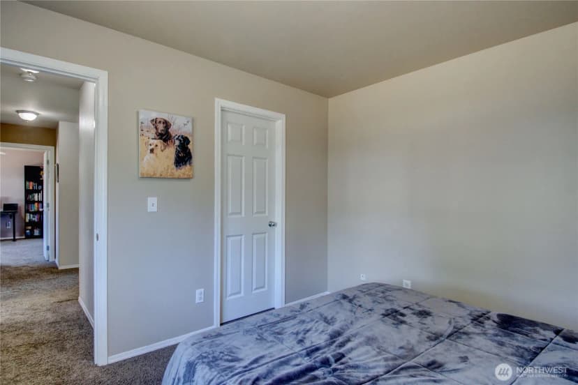 Property photo for 1044 Nw 14th Way, Oak Harbor photo 25