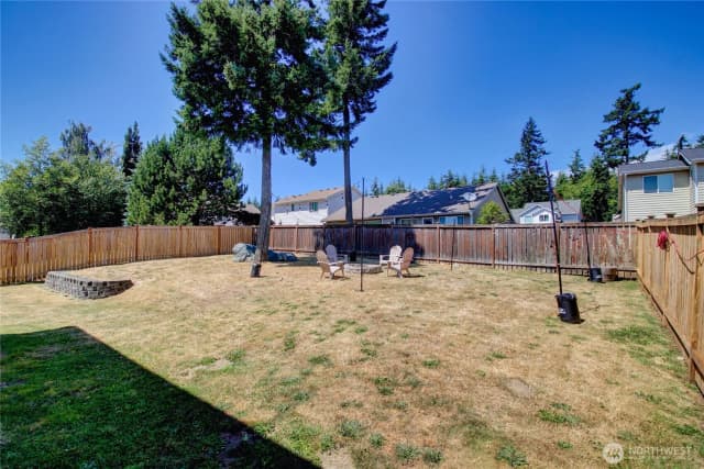 Property photo for 1044 Nw 14th Way, Oak Harbor photo 2