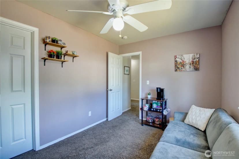 Property photo for 1044 Nw 14th Way, Oak Harbor photo 22