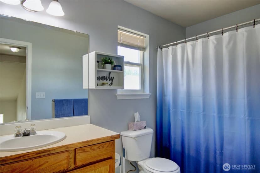 Property photo for 1044 Nw 14th Way, Oak Harbor photo 23