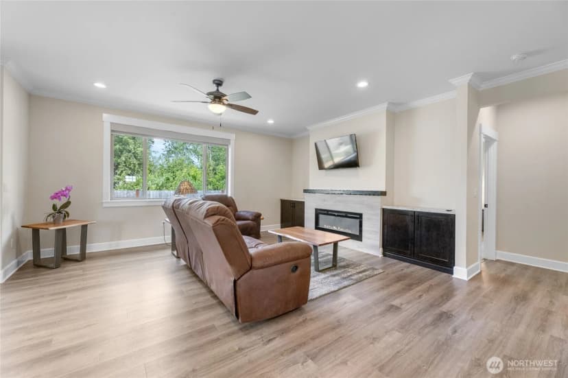 Property photo for 225 N Mcneely Street, Buckley photo 13
