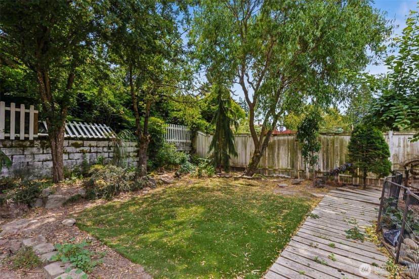 Property photo for 11014 4th Avenue S, Seattle photo 15