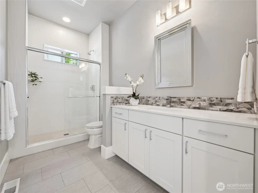 Property photo for 4710 86th Avenue Se, Mercer Island photo 29