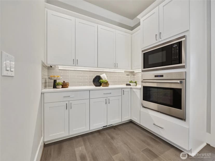 Property photo for 4710 86th Avenue Se, Mercer Island photo 11