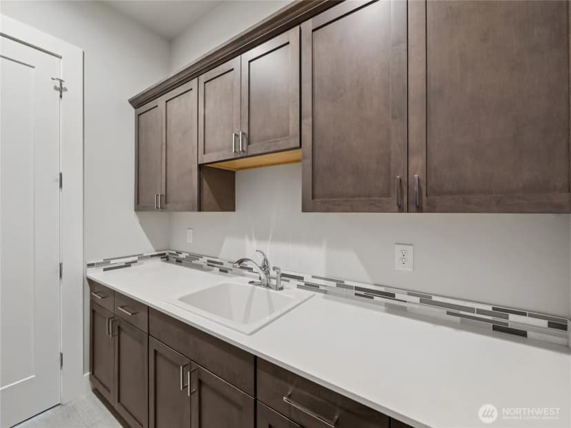 Property photo for 4710 86th Avenue Se, Mercer Island photo 27