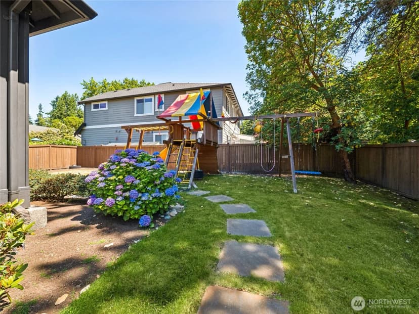Property photo for 4710 86th Avenue Se, Mercer Island photo 32