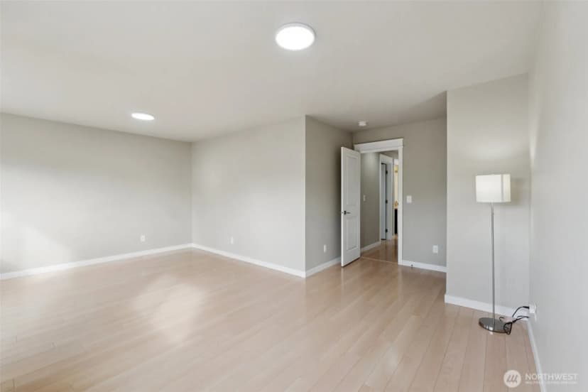 Property photo for 20402 1st Place W, Lynnwood photo 25