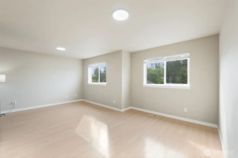 Property photo for 20402 1st Place W, Lynnwood photo 26
