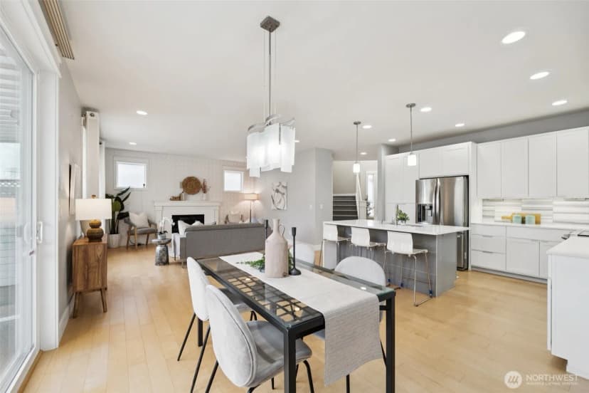Property photo for 20402 1st Place W, Lynnwood photo 11