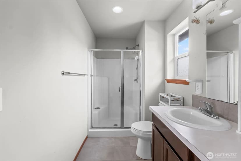Property photo for 2540 Filbert Avenue, Bremerton photo 22