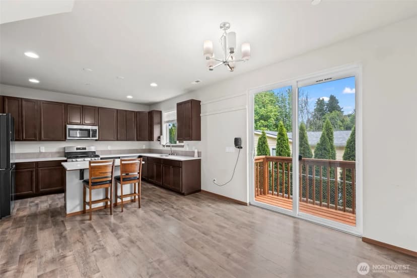 Property photo for 2540 Filbert Avenue, Bremerton photo 10
