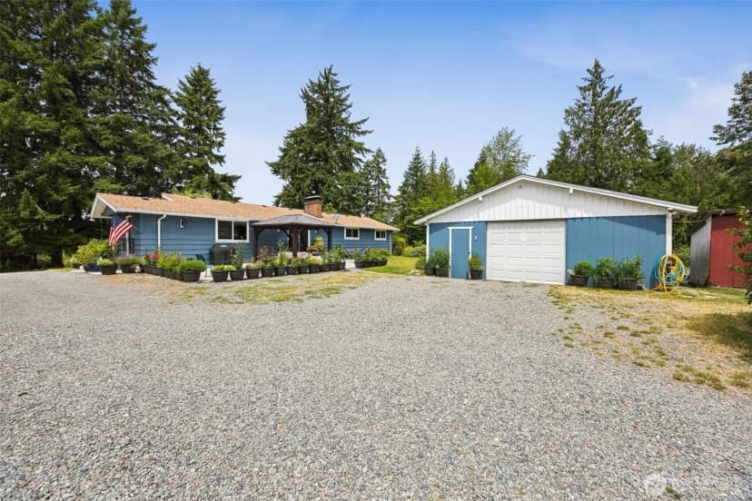 Property photo for 9317 214th Avenue E, Bonney Lake photo 3