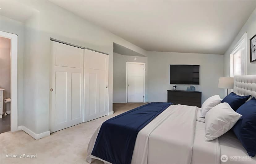 Property photo for 8105 Oakridge Drive Sw, Lakewood photo 7