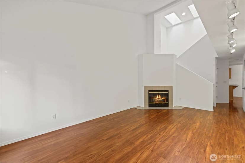 Property photo for 10513 Se 250th Place #f-106, Kent photo 5