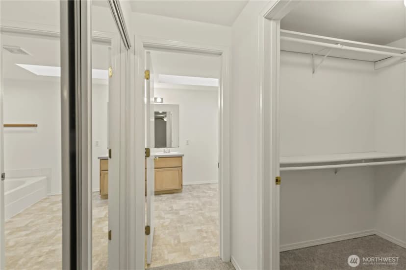 Property photo for 10513 Se 250th Place #f-106, Kent photo 22
