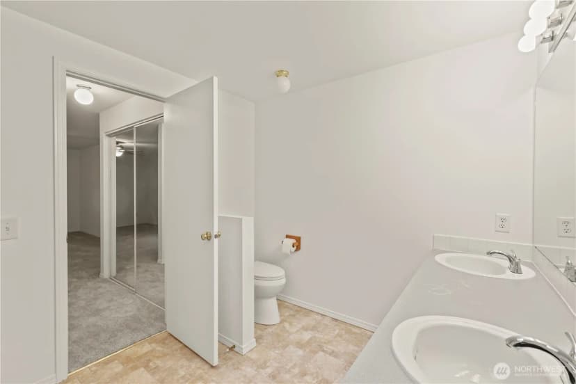 Property photo for 10513 Se 250th Place #f-106, Kent photo 24