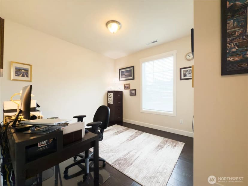 Property photo for 8332 57th Place Ne, Marysville photo 24