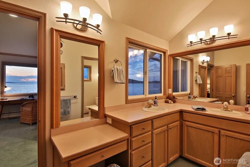 Property photo for 2267 Eastpoint Drive, Langley photo 24