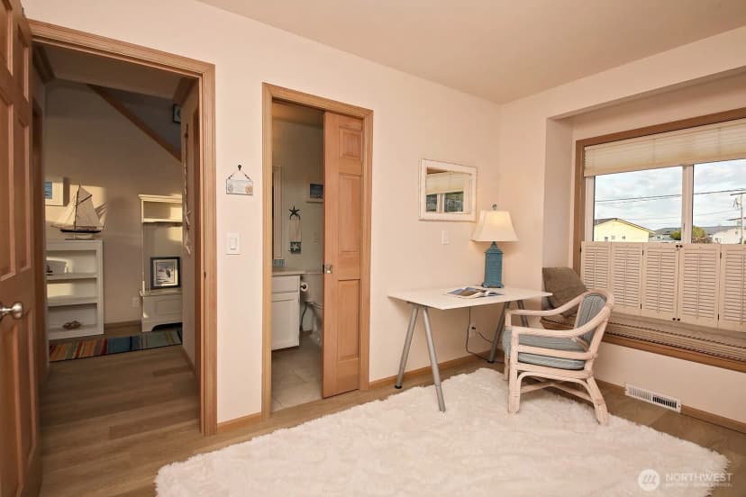 Property photo for 2267 Eastpoint Drive, Langley photo 28