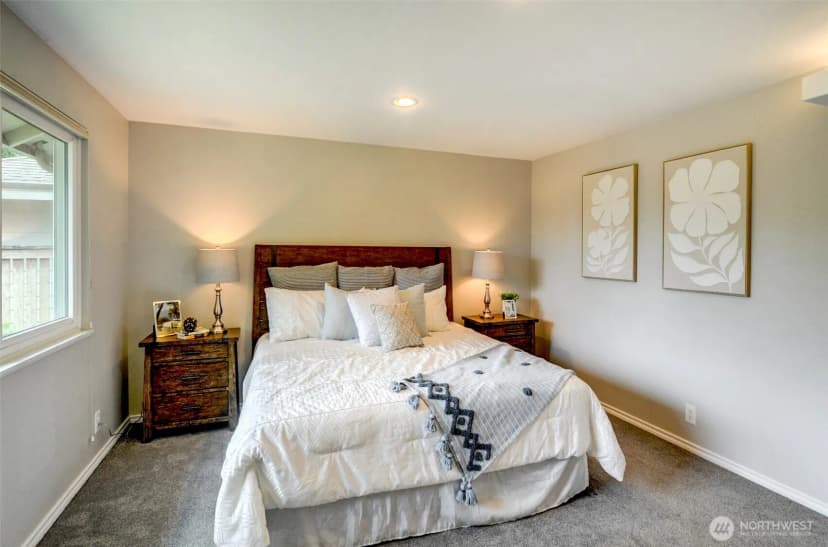 Property photo for 2102 172nd Avenue Ne, Bellevue photo 23