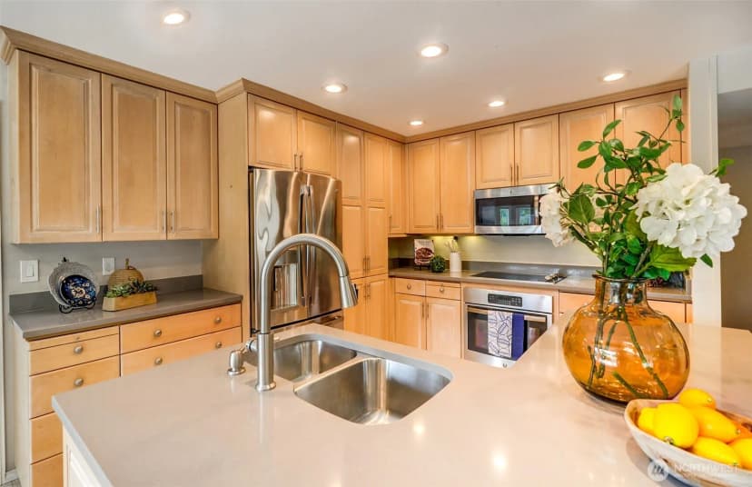 Property photo for 2102 172nd Avenue Ne, Bellevue photo 15
