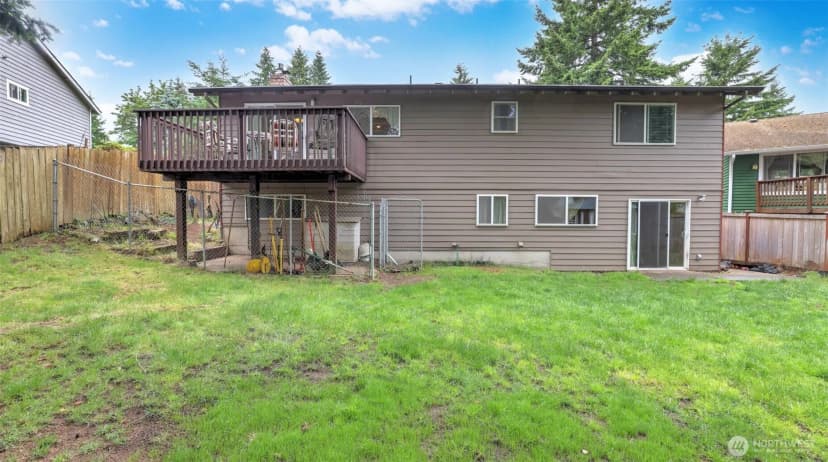 Property photo for 17618 162nd Avenue Se, Renton photo 28