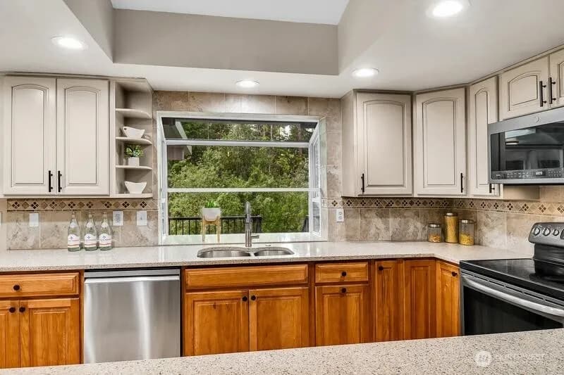 Property photo for 530 175th Avenue Ne, Snohomish photo 8