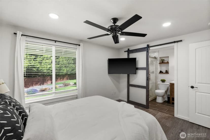 Property photo for 4011 65th Avenue Nw, Gig Harbor photo 11