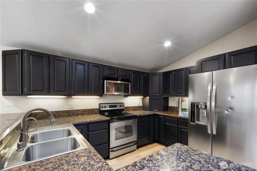 Property photo for 1306 N 32nd Street, Renton photo 8