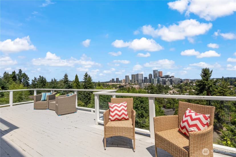 Property photo for 9610 Se 7th Street, Bellevue photo 17