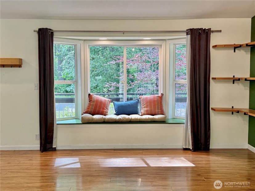Property photo for 11422 Leschi Circle, Anderson Island photo 6