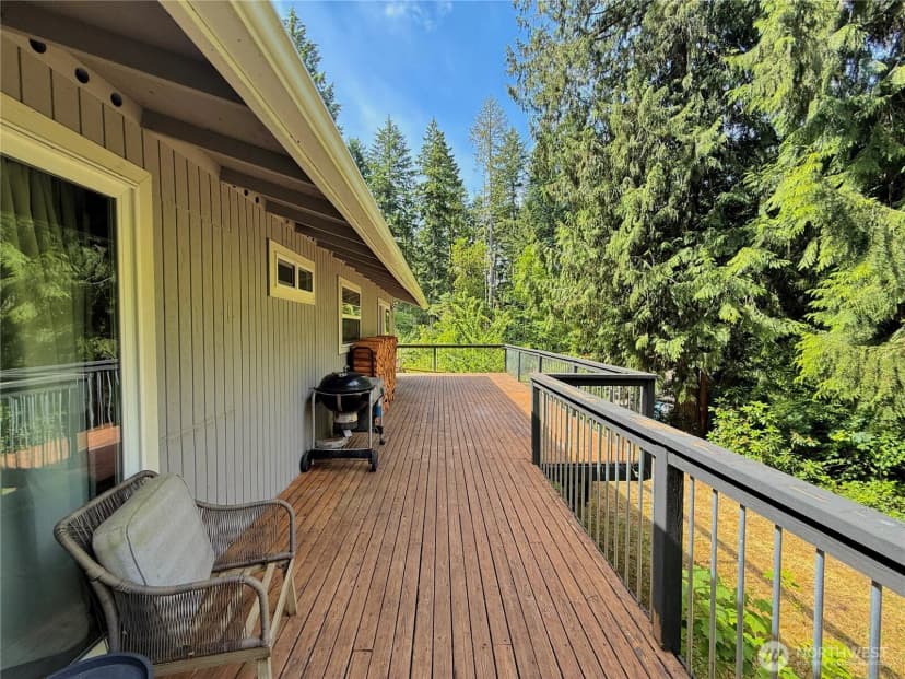 Property photo for 11422 Leschi Circle, Anderson Island photo 13